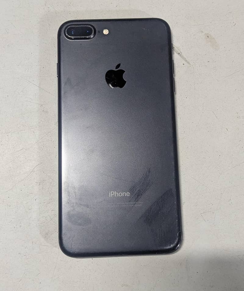Apple iPhone 7 Plus 0