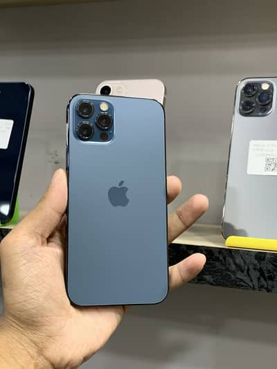 Apple iPhone 12 Pro / 03199954461