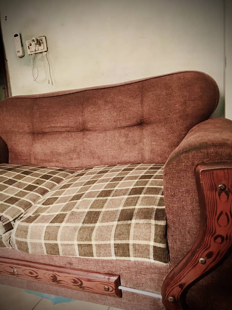 2 Seater Sofa 5