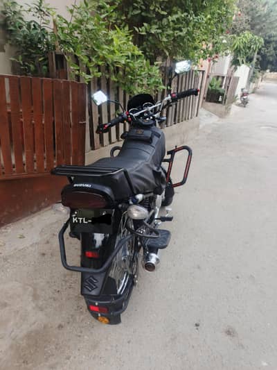 SUZUKI GS150