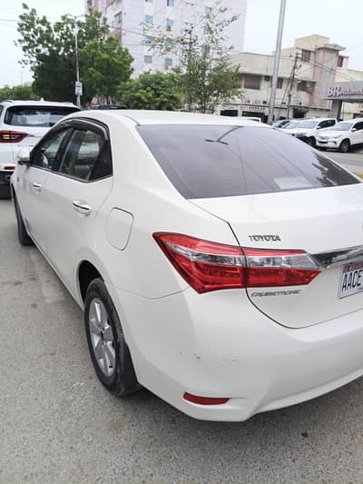 Toyota Corolla Altis 1.8 2015
