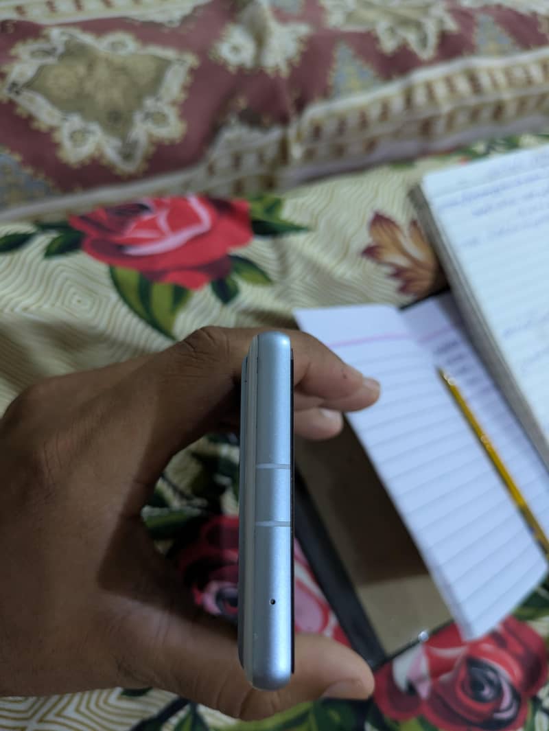 Google Pixel 7a 1