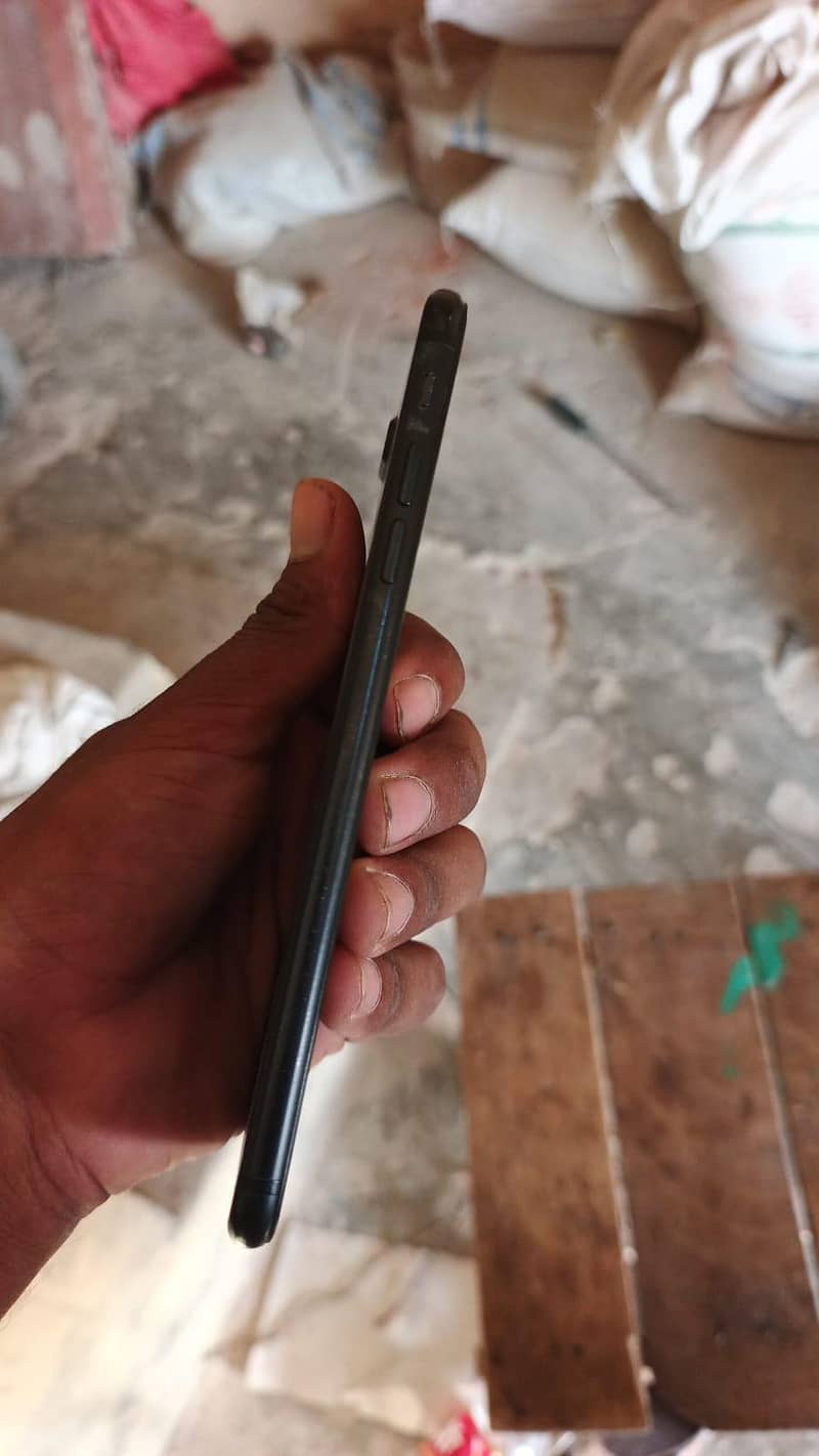 Apple iPhone 7 Plus 2