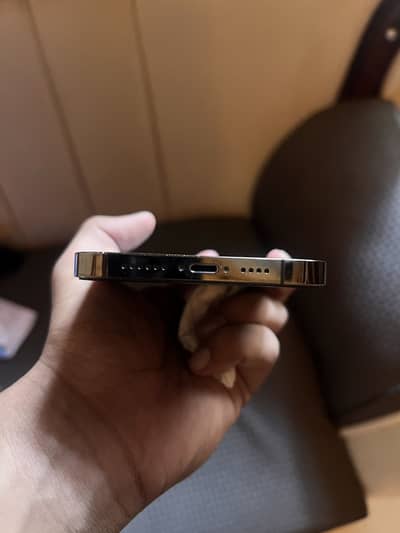 Apple iPhone 13 Pro Max JV