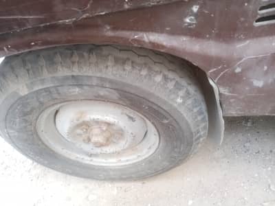 Toyota haiacs 12 seter all ok gari school ma chalti hn K. L   k leya be