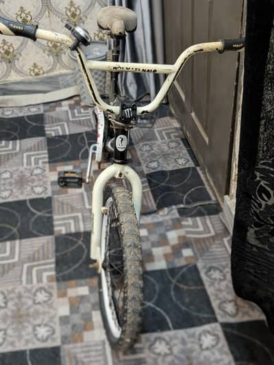 Upten Dragon BMX Cycle - Good Condition