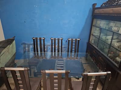 Dining Table And 6 Chairs