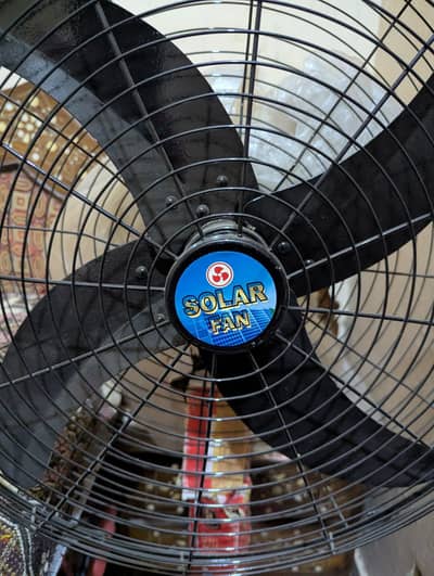 solar fan new urgent sale 03138891650