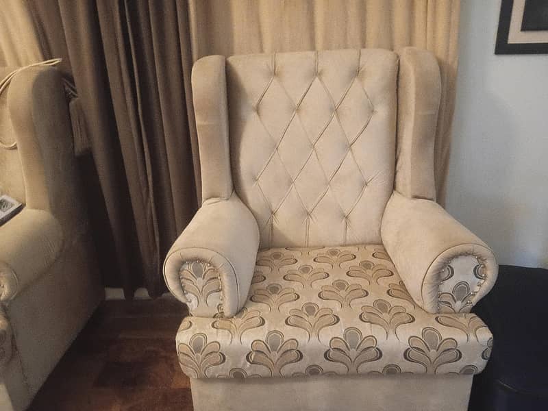 good condition sofa set 1
