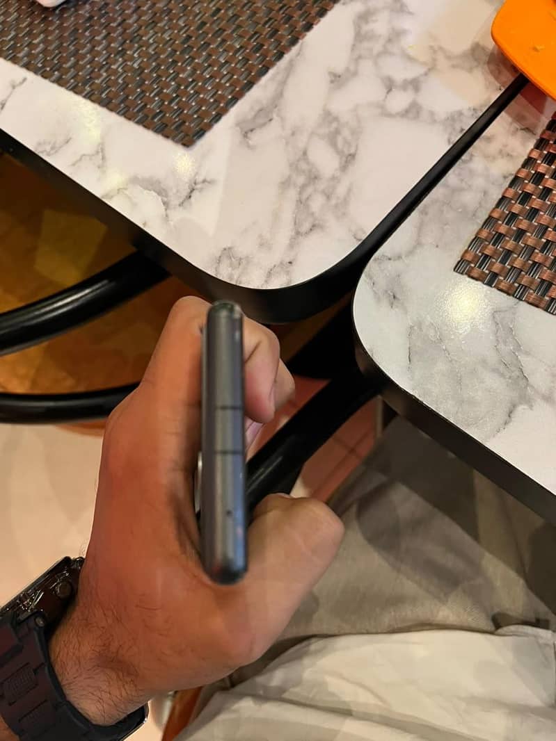Google Pixel 7a 3