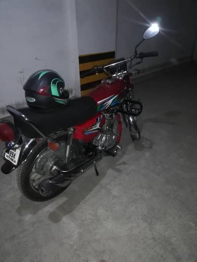 honda 125. . . 10/10 condition