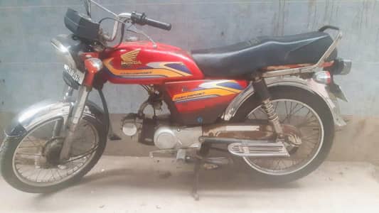 URGENT STHCHLO BIKE FOR SALE :03114490856