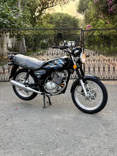 Suzuki GS-150 2022 special edition ANTIQUE PiECE 10/10 condition l