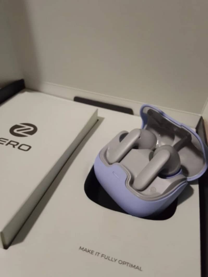 Zero wave pro earbuds 1