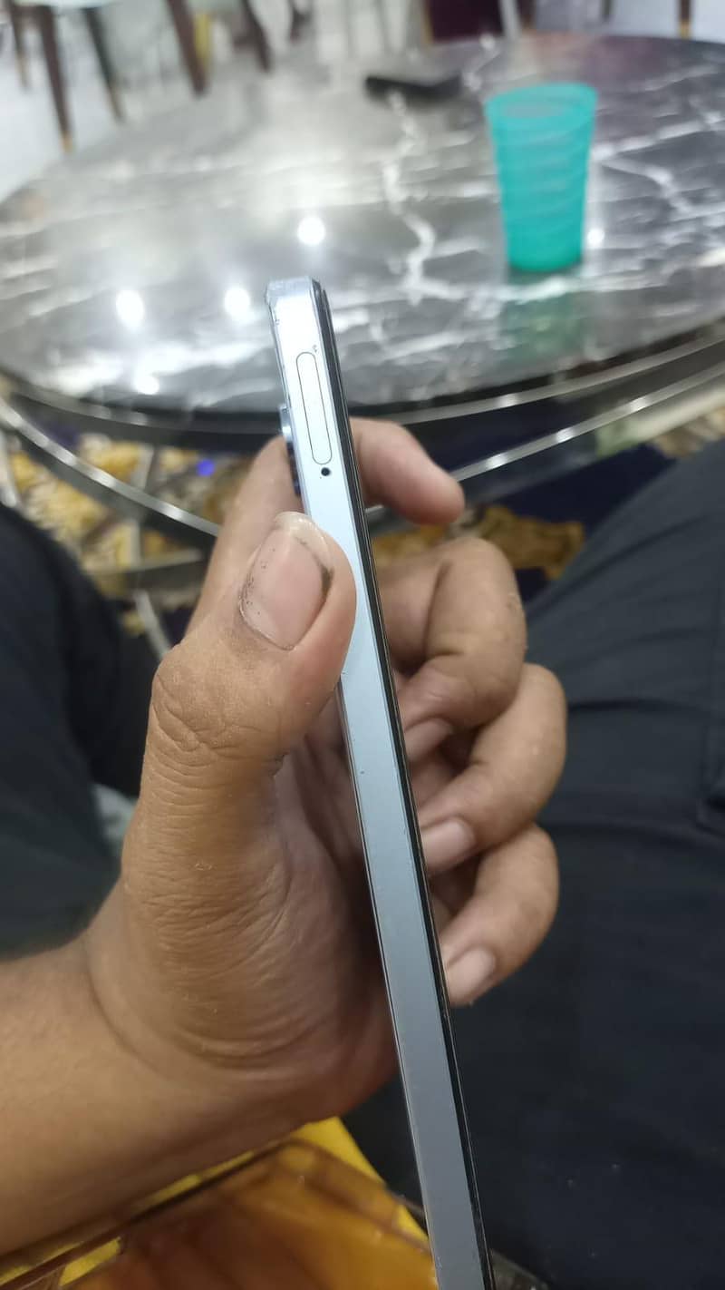 Realme Note 60 12