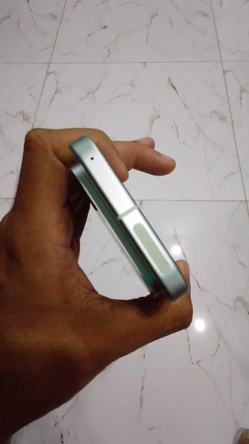 Google Pixel 9 2
