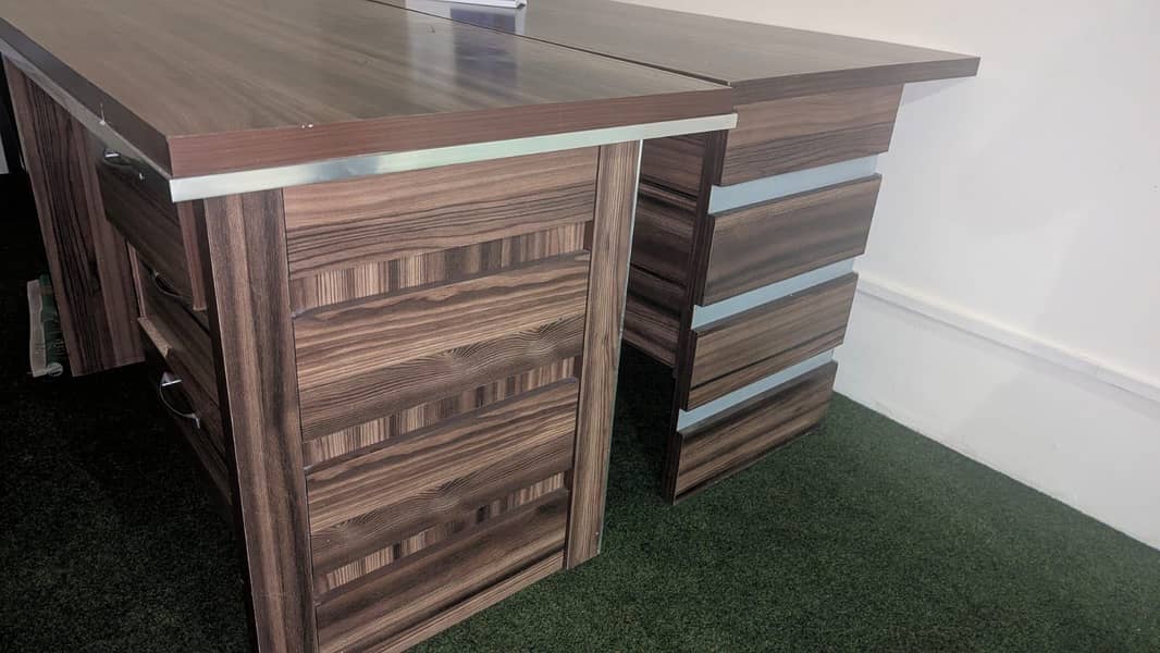 Office table 0
