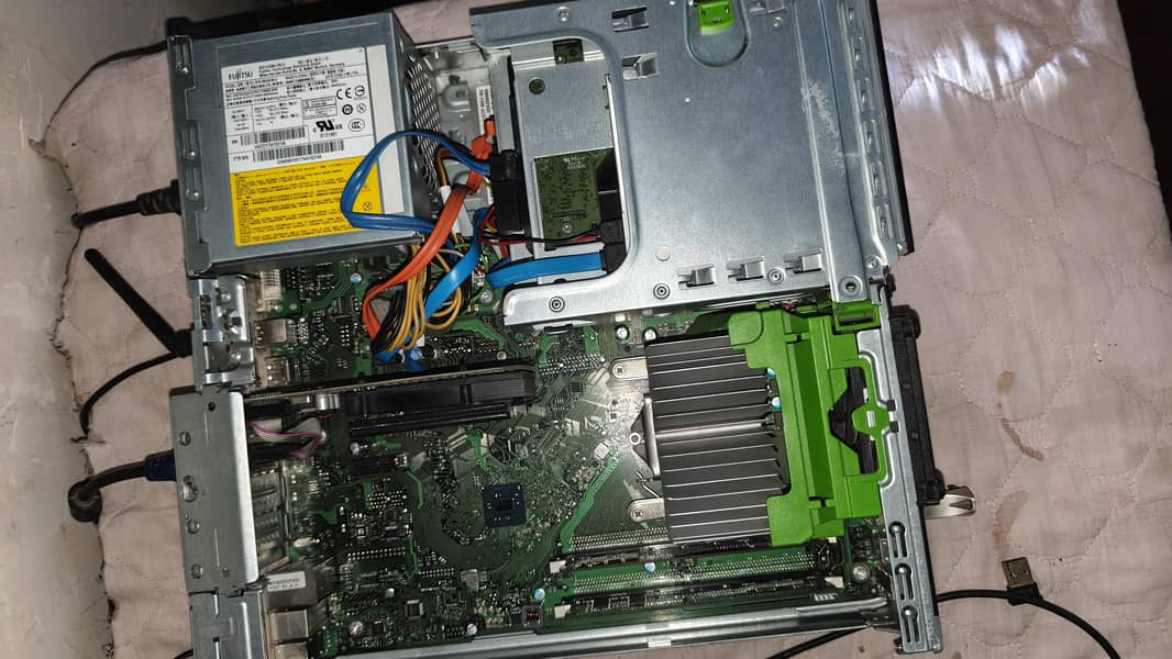 FUJITSU 4