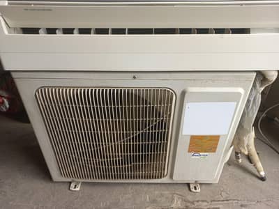 Gree  inverter 1 ton AC
