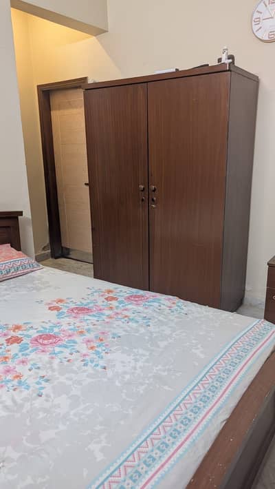 Bed set almari