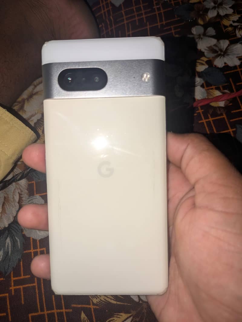 google pixel 7 4