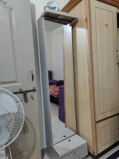 dressing table with full length mirror