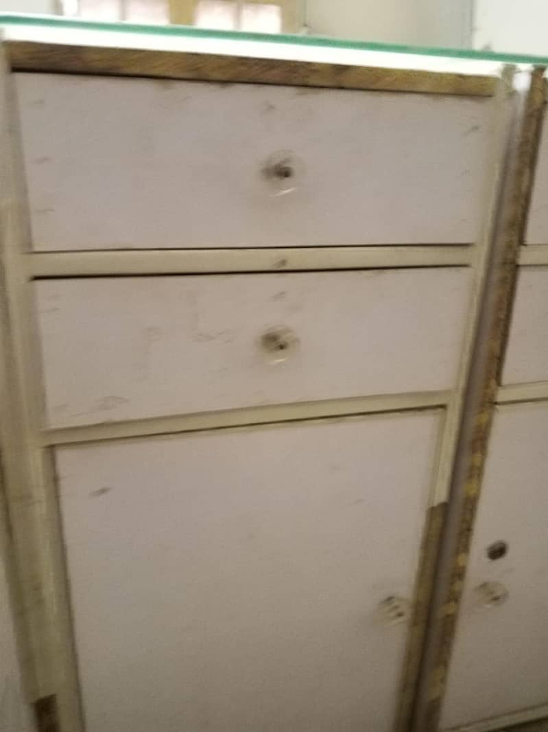 drawers 0