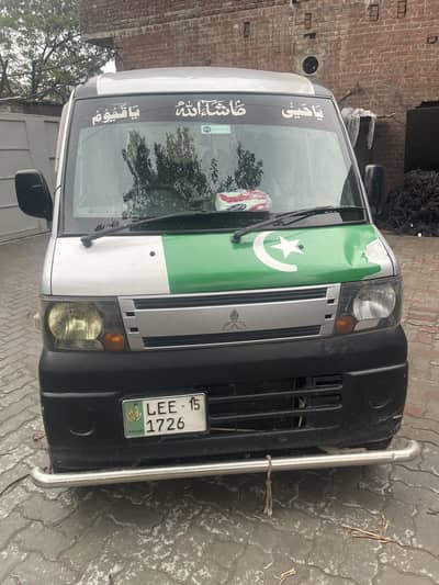 Mitsubishi Minicab Bravo 2010