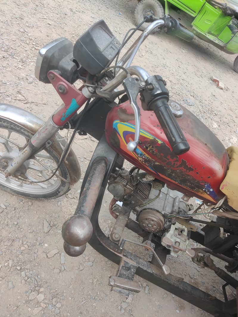 Loader Riksha 4