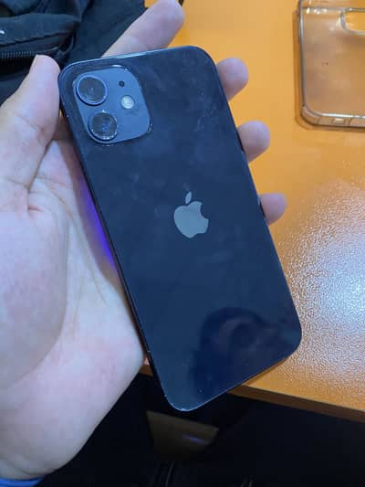 Apple iPhone 12