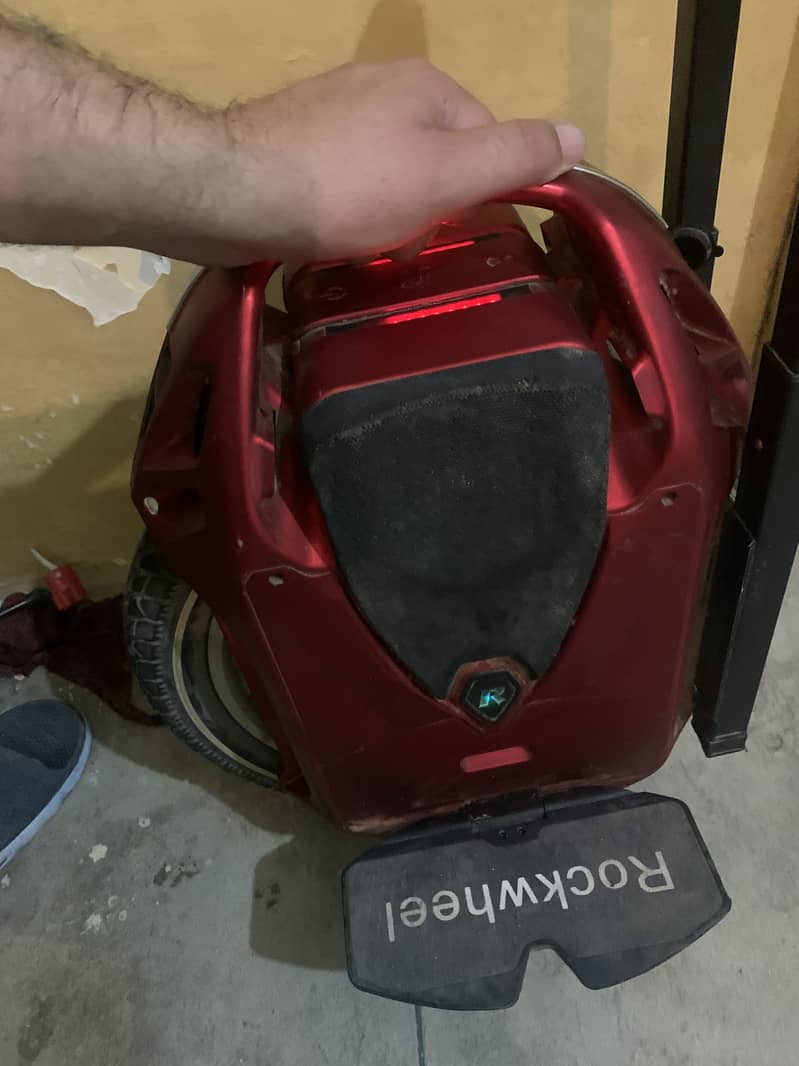 One wheel 1