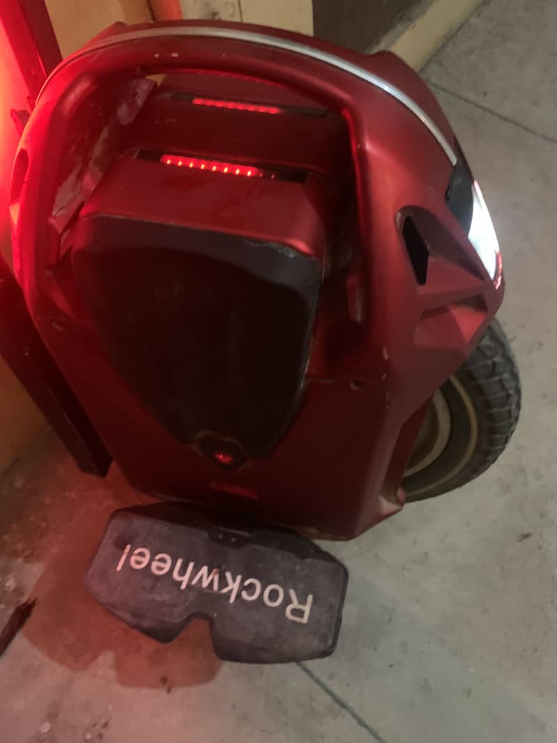 One wheel 2