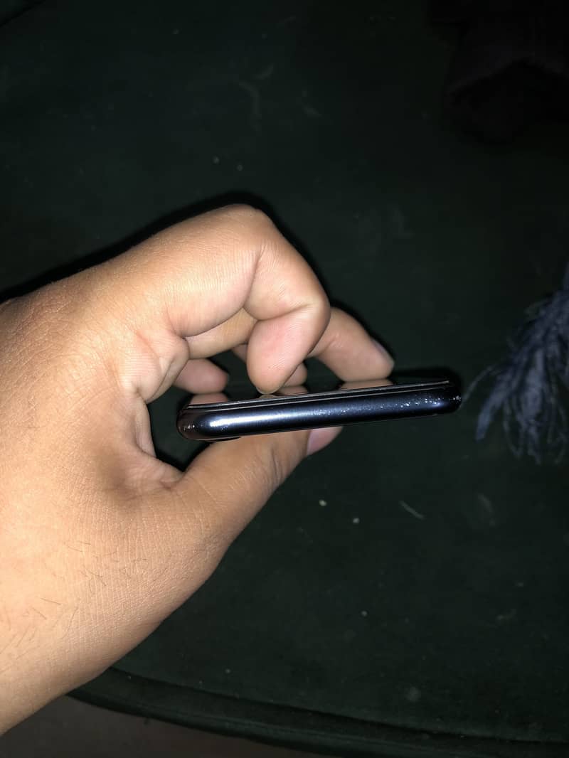 Apple iPhone SE 3