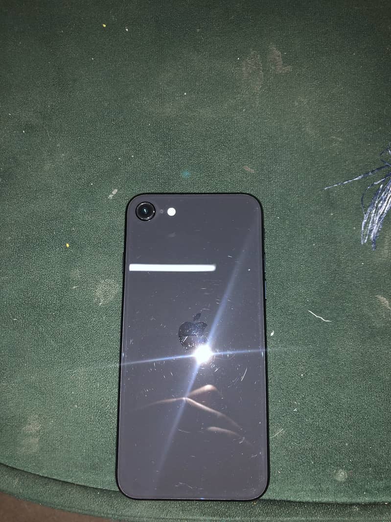Apple iPhone SE 0
