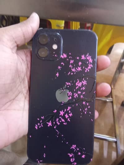 Apple iPhone 12