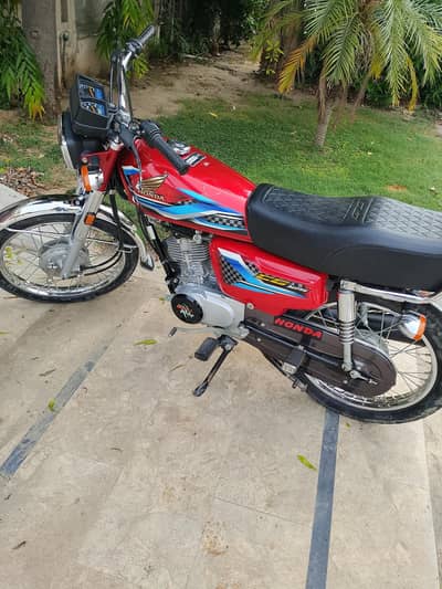 Honda CG 125 2014 Model