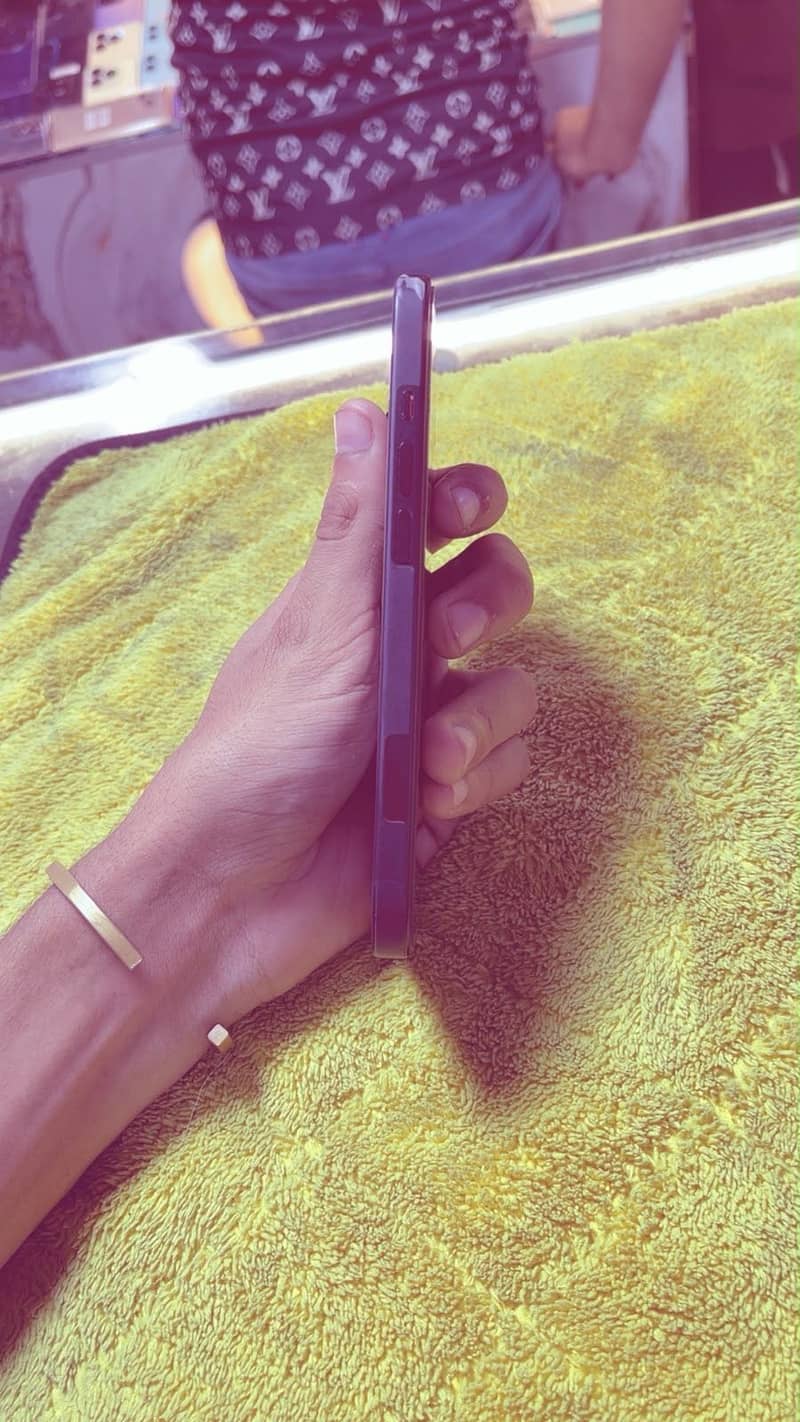 Apple iPhone 15 0