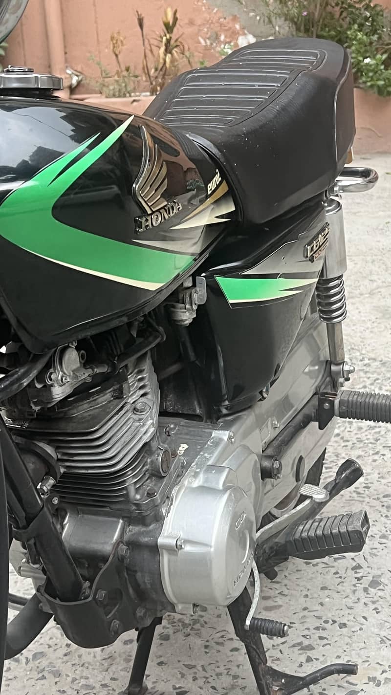 Down model cg125 4