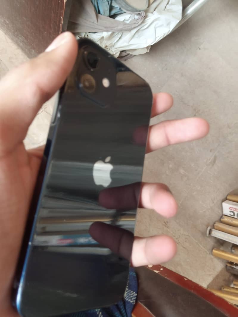 Apple iPhone 12 5