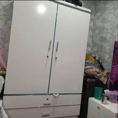 Almari / wardrobe for sale
