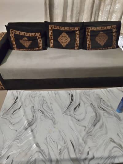 Three seater sofa in good condition
