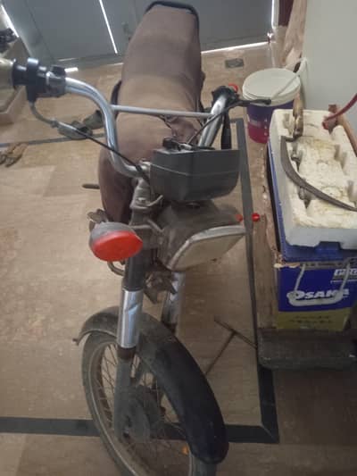 unique bike for sale urgent all ok and paper b all ok hyn