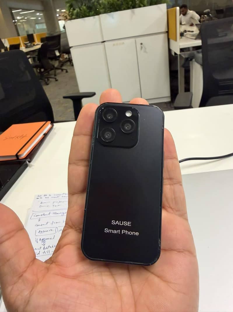 Mini Iphone 1