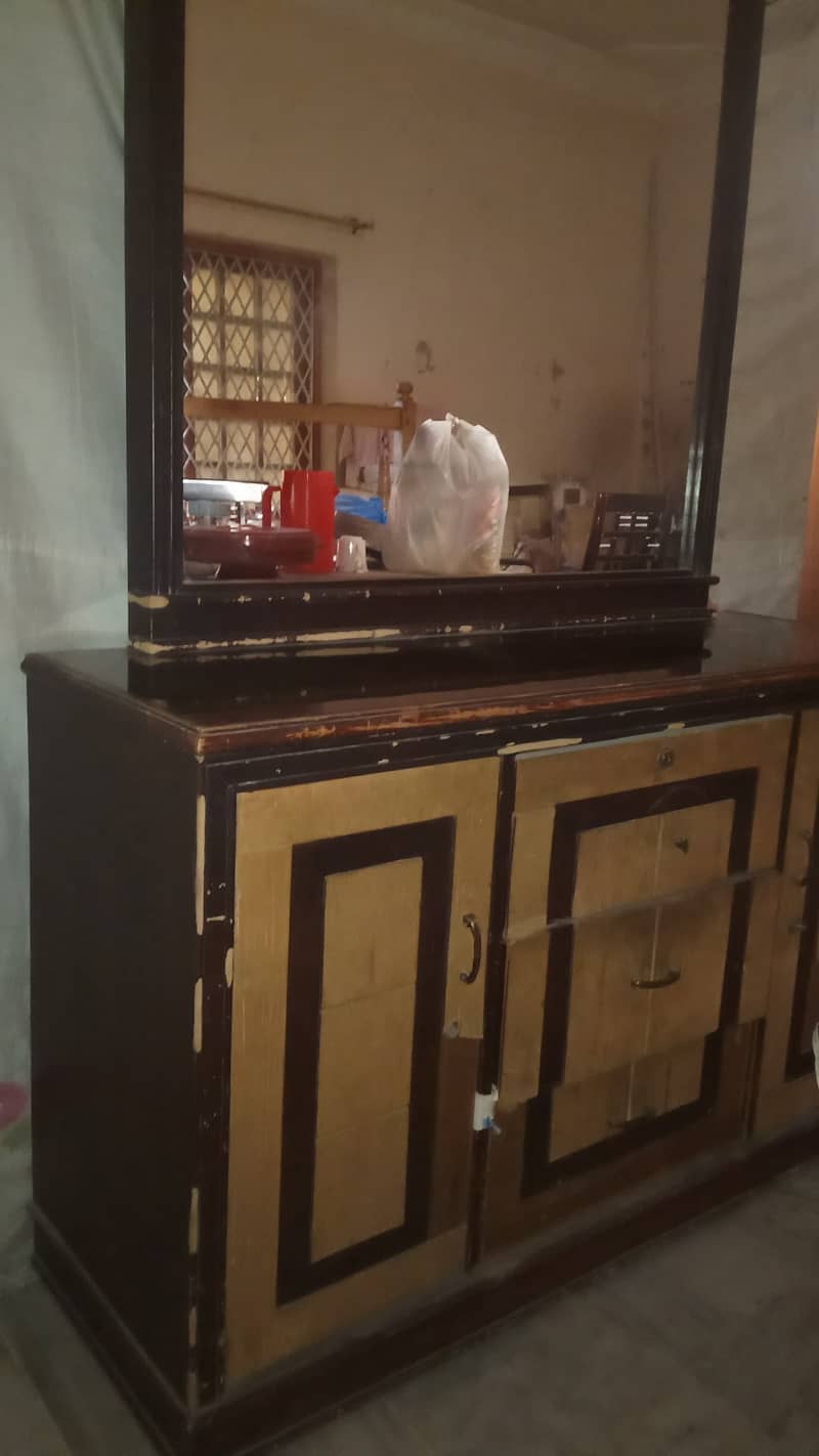 Dressing table 3