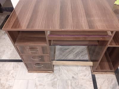 Wooden Computer Table