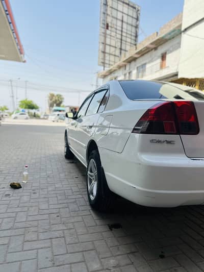 Honda Civic EXi 2005