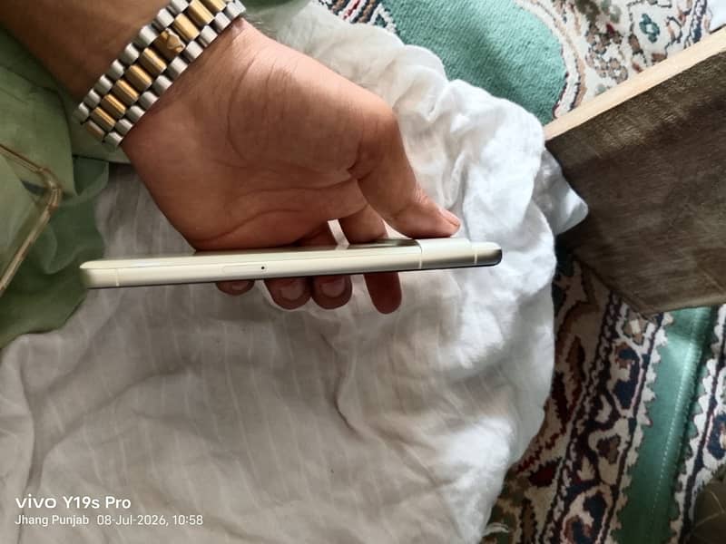 Google Pixel 7 3