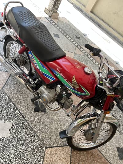 CD 70 lush condition bike