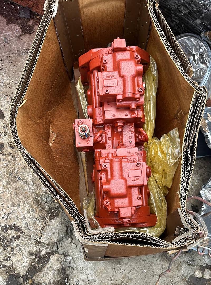 Hydraulic pump 7