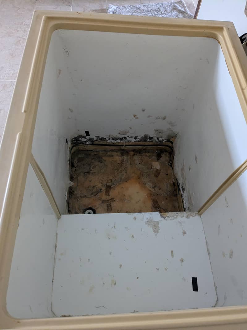 Dawlance deep freezer 4